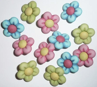 Fun Flower Realistic 3-D Flower Buttons (12 buttons) Blue Green Pink Yellow Red  - Image 1 of 2