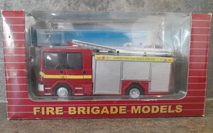 Fire Brigade Models #2701 Dorset Fire & Rescue Service 1/50 Scale With Repairs - Picture 1 of 20