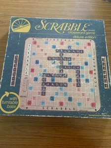 Vintage 1977 Scrabble Game Deluxe Edition Turntable Burgundy Tiles Complete - Picture 1 of 10