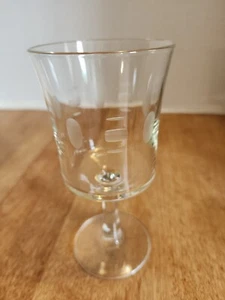 Javit Crystal 6 oz Wine Glass Cameo Pattern - Picture 1 of 4