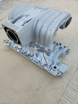 Ford Mustang 1986-1993 5,0 L EFI colector de admisión superior e inferior Foto 1 de 4