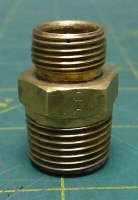 3/4" Male NPT - 1/2" Male SAE Brass Reducing Nipple Adapter Pipe Fitting 1000PSI - Image 1 of 4