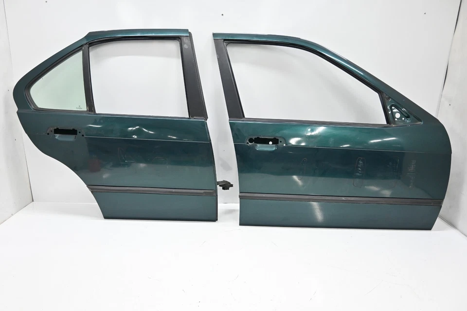 ⭐ 92-98 Bmw E36 3 Series Sedan conjunto de painel dianteiro e traseiro direito do passageiro fabricante de equipamento original - Imagem 1 de 4
