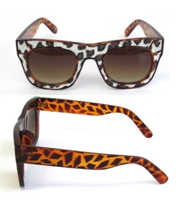 GAFAS DE SOL GRUESAS VINTAGE con estampado de múltiples animales nuevas con etiquetas - Imagen 1 de 3