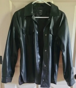 Forever 21 Kunstlederjacke schwarz Unisex kleine Damen Teenager - Bild 1 von 16