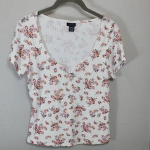 Rue21 Y2K Women Floral Ribbed Top Shirt Size M Short Sleeve V Neck 90s Vintage - Picture 1 of 9