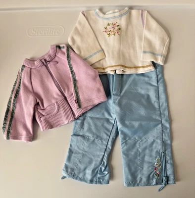 AMERICAN GIRL Vintage 2002 TRAJE ESCOLAR DEPORTIVO Chaqueta, Camisa, Pantalones Sin Zapatos Foto 1 de 3