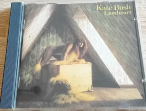 KATE BUSH - Lionheart - CD-Album / EMI 1978, CDP 7 46065 2 - Bild 1 von 3