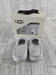 Ugg Baby Sivia Metallic Moccasin Silver SZ 2/3 6-12 months loafer shoes booties - Picture 1 of 8