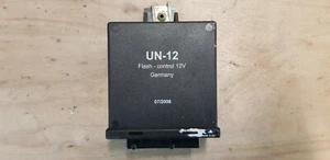 BMW 525 2002 2.5TD  Trailer indicator control unit UN-12 12V  E27E - Picture 1 of 3