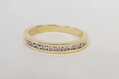 14K YELLOW GOLD 1/4 CARAT CHANNEL SET DIAMOND BAND / RING 2.4 Grams - Image 1 of 4