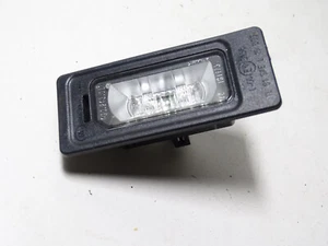 Audi A6 4G Kennzeichenbeleuchtung 4G0943021 ✅ORIGINAL®Audi - Picture 1 of 5