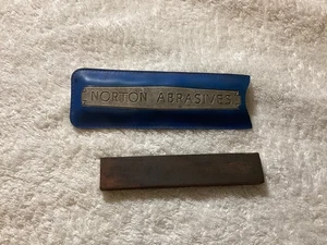 Vintage Norton  Pocket Sharpening Stone & Sleeve - Picture 1 of 2