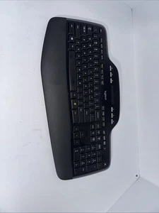 Logitech MK710 Wireless Keyboard MISSING DONGLE - Picture 1 of 4