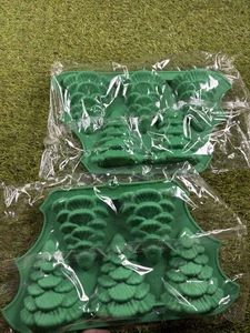 Holiday 3D Christmas Tree Silicone Shaped Candy Mold Chocolate Treat Butter NEW - Picture 1 of 2