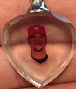 Albert Pujols MVP Crystals Solid Crystal Keychain Color Photo Quality MLB - Picture 1 of 1