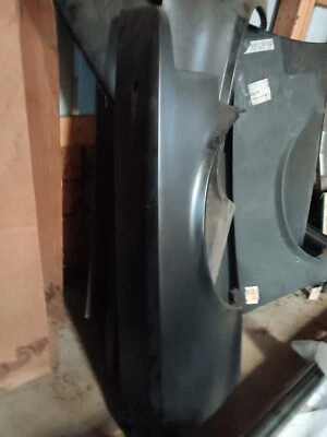 Guardabarros delantero derecho cadillac seville 1976-1979 3517184 nuevo de lote Foto 1 de 3