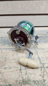 Vintage Penn Special Senator 113H, 4/0, Red Saltwater Fishing Reel - Picture 1 of 9