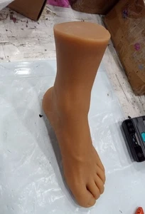 Left 26.5cm Realistic Silicone Feet Male Model Mannequin Display Model Foot - Picture 1 of 14