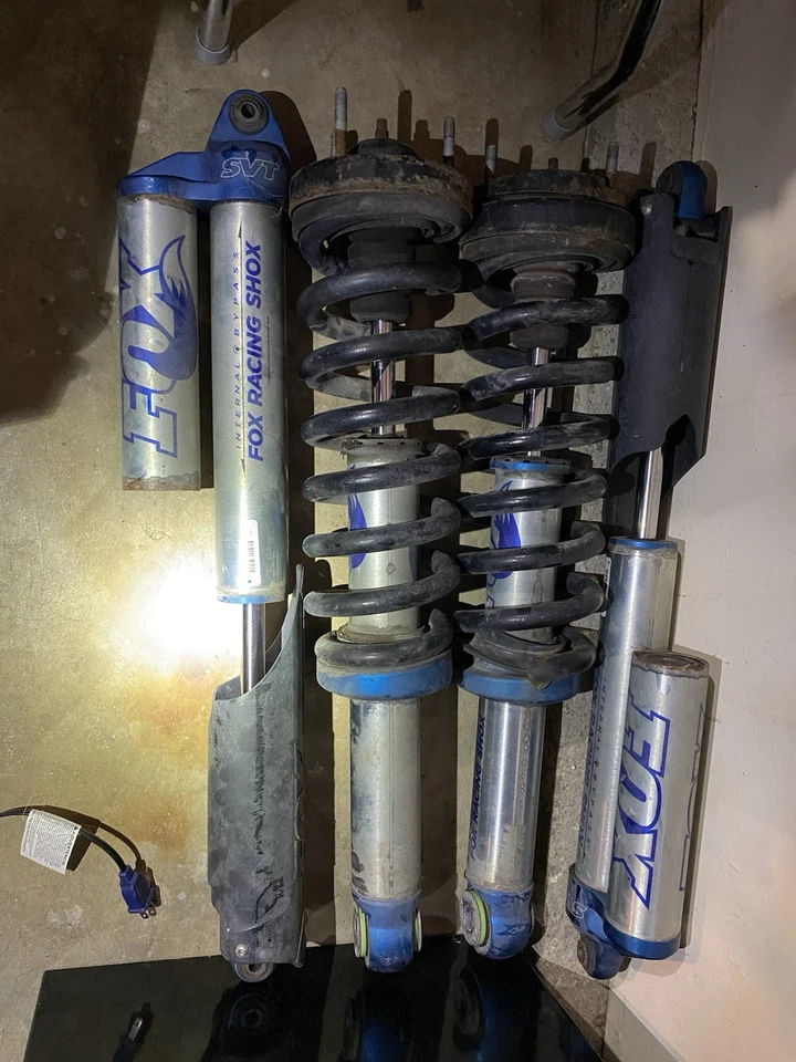 Amortiguadores Ford Raptor SVT 2010-2014 Fox Core, reconstruibles Foto 1 de 2