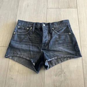 Madewell Black Relaxed Denim Shorts size 23 - Picture 1 of 11
