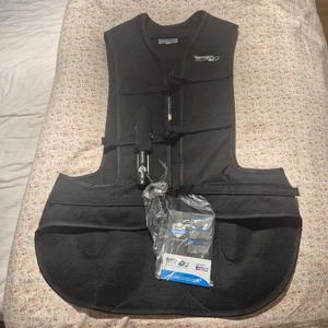 Helite Turtle Air Vest (Large) with Release Tether Motorcycle Quad Horse - Picture 1 of 7