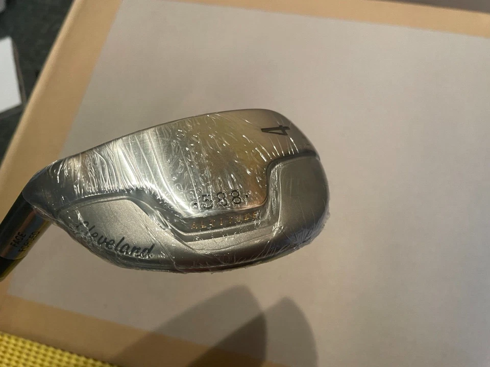 NOS Cleveland 588 Altitude 4 HYBRID Actionlite 55 A FLEX 370 TIP  S/ WRAPPED L/H - Image 1 of 4