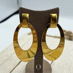 Vintage 1960s large Monet Gold Oval Earrings - Picture 1 of 6