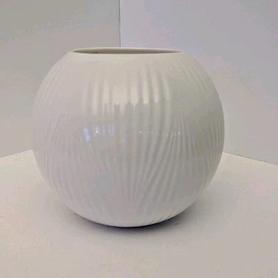 Cuenco rosa folia blanca Wedgewood Foto 1 de 4