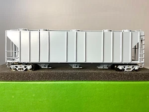 Overland Models, Inc. HO Brass PS-2 CD Hopper Car ( Factory Painted) OMI #3299 - Picture 1 of 9