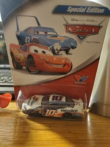 Special Edition Disney Pixar The World Of Cars Hot Wheels Valvoline Scott Riggs, - Picture 1 of 2