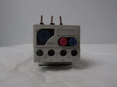 DAYTON IEC OVERLOAD RELAY (1) 2UXP9 - Image 1 of 4