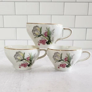 Vintage Set of 3 Tea Cups Flowers Made in Japan - Picture 1 of 6