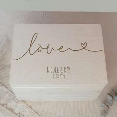 Personalisierte Erinnerungsbox Hochzeit "Love" Liebe Erinnerungskiste Geschenk - Bild 1 von 4