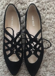 ~NEW~ NINE WEST BLACK SUEDE STRAPPY LACE-UP FLATS SHOES - 8.5M - Picture 1 of 7
