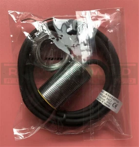 1PCS new For RC proximity switch sensor RC-X3010PO - Afbeelding 1 van 4
