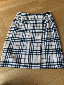 burberry falda 40