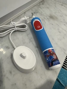 Oral-B Vitality Pro 103 Spiderman Elektrische Zahnbürste für Kinder - Bild 1 von 1