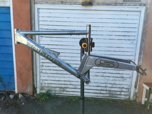 RETRO 2004/05 ORANGE 5 FIVE FULL SUSPENSION MOUNTAIN BIKE FRAME 18" (MEDIUM) - Picture 1 of 20