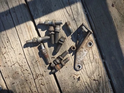 1982-87 Jaguar XJ6 VDP Automatic Transmission Rear  Housing Bolts Screws 12pcs - Image 1 of 4