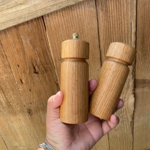 Vintage Wooden Salt & Pepper - Picture 1 of 3