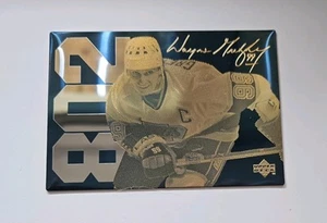 1994 Upper Deck Wayne Gretzky Commemorative 802 Goals 24K Gold /3500 - Picture 1 of 5