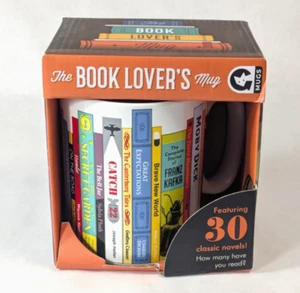 Taza de novedad Ginger Fox Book Lovers con 30 de las mejores novelas clásicas - Imagen 1 de 3
