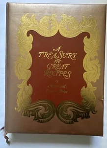 Mary & Vincent Price A TREASURY OF GREAT RECIPES 1st Edition/1st Printing 1965 - Bild 1 von 20