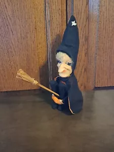 Modellino imbottito vintage Witch Knee Hugger decorazione Halloween Giappone scaffale - Foto 1 di 20