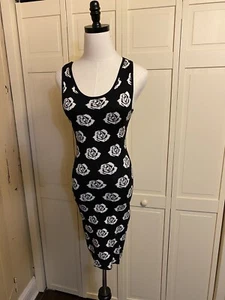 Women’s Form Fitted Sweater Knit Tank Dress, Size Small - Black With White Roses - Picture 1 of 6