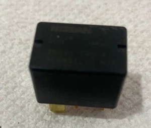 Nissan ACVN51212 12 VDC Relais Satz 2 Stück - Bild 1 von 4