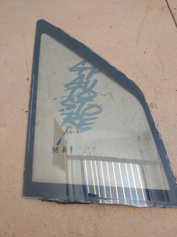 JDM 84-87 Toyota Corolla AE86 Levin OEM Coupe RH Driver Side Quarter Glass - Image 1 of 4
