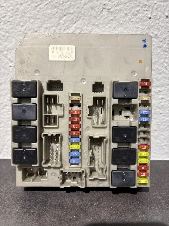 UPC 902663A Bleu Bleu ORANGE Clio 3 Modus BSI BSM UCH BOITE A FUSIBLES clio3 - Image 1 of 1