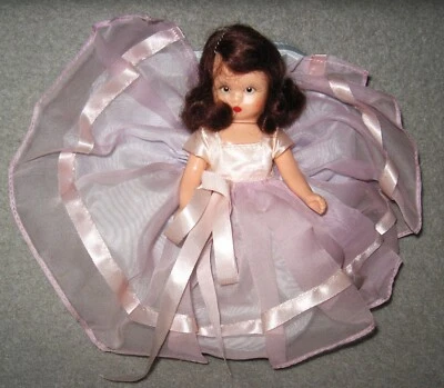 MUÑECA NANCY ANN LIBRO DE CUENTOS VESTIDO ROSA Y AZUL NOMBRE/SERIE DESCONOCIDO - SIN CAJA NI ETIQUETA DE IDENTIFICACIÓN Foto 1 de 3